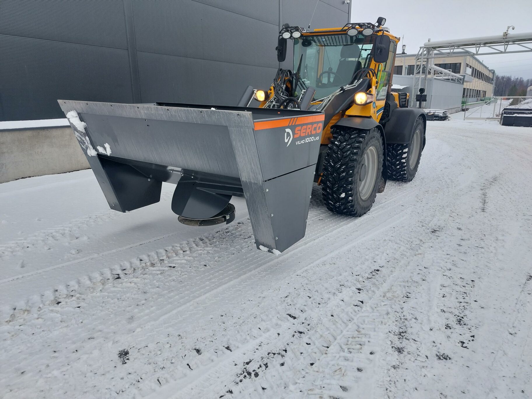 Suomalaiset SERCO Vilho Lautaskauhahiekoittimet Serco